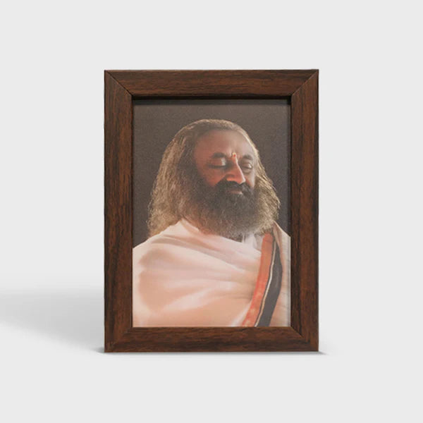 Photo Frame 4 x 6 inch  | Premium Frame featuring Gurudev Sri Sri Ravi Shankar - Retail Maharaj